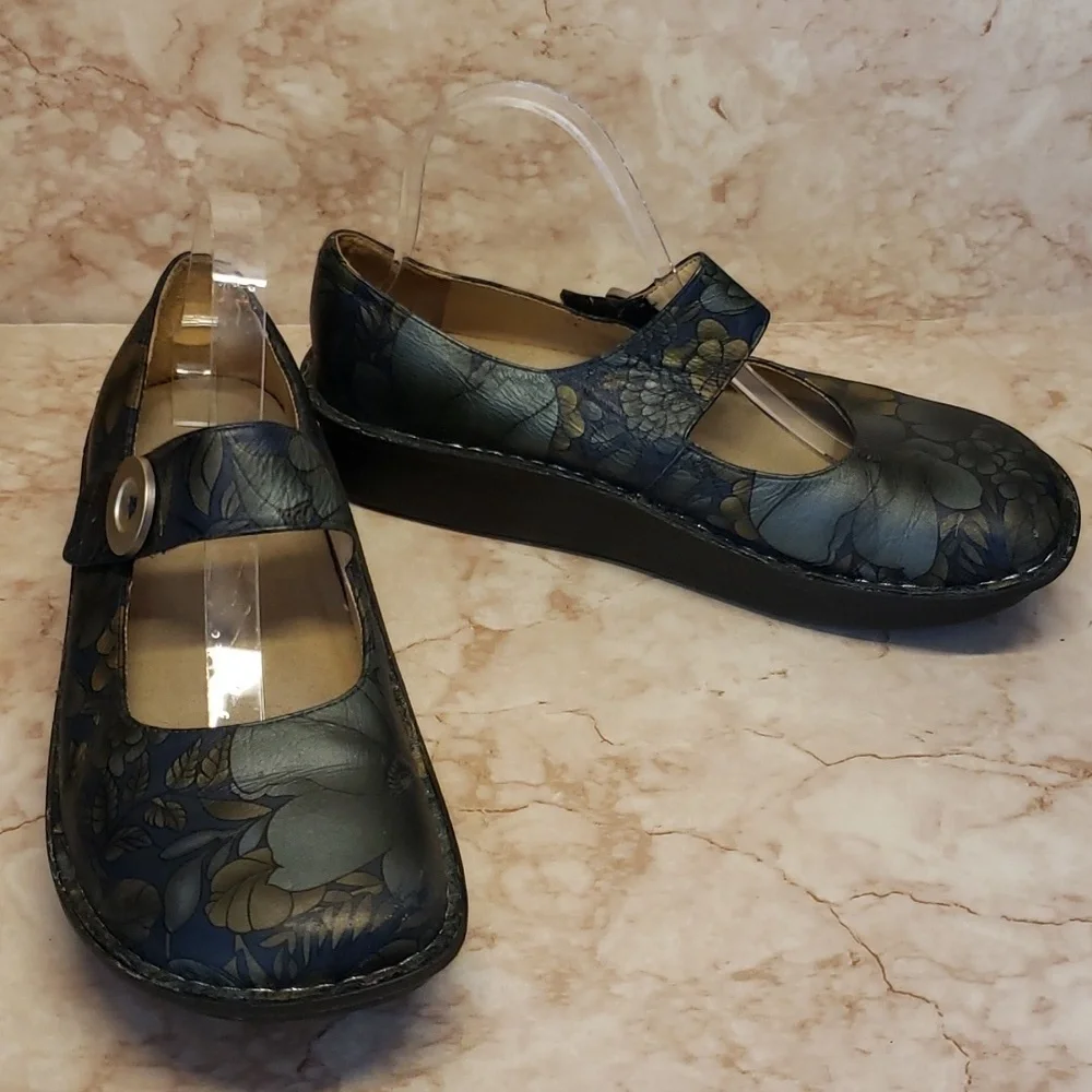 Alegria navy blue and gray floral clogs platforms Mary Jane womens size 41